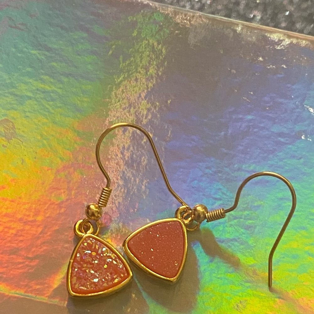 🌟Holographic Crystal Drop style earrings🌟